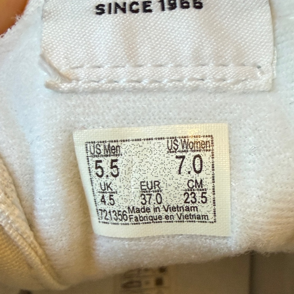 Vans Women's Size 7 Men’s Size 5 Sk-8 Hi High-Top Sneakers - Picture 3 of 8